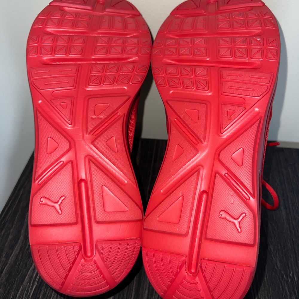 Size 10.5 - PUMA Enzo 2 High Risk Red Like New Condition - Picture 7 of 8